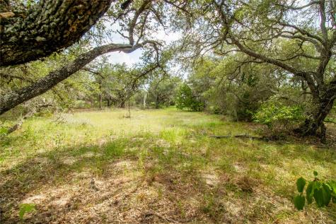 000 County Road 15 Hallettsville TX 77964