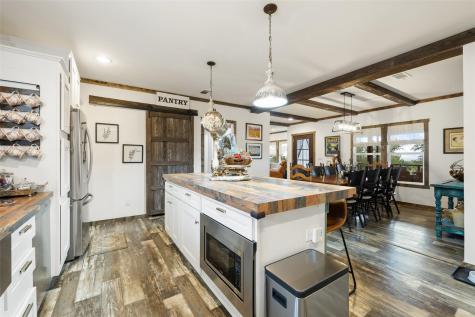 830 Ulrich Road Johnson City TX 78636