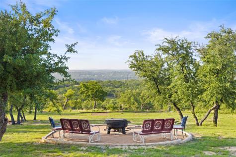 830 Ulrich Road Johnson City TX 78636