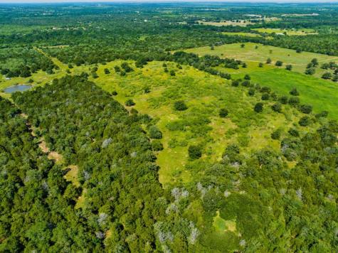530 Chamberlin Road Dale TX 78616