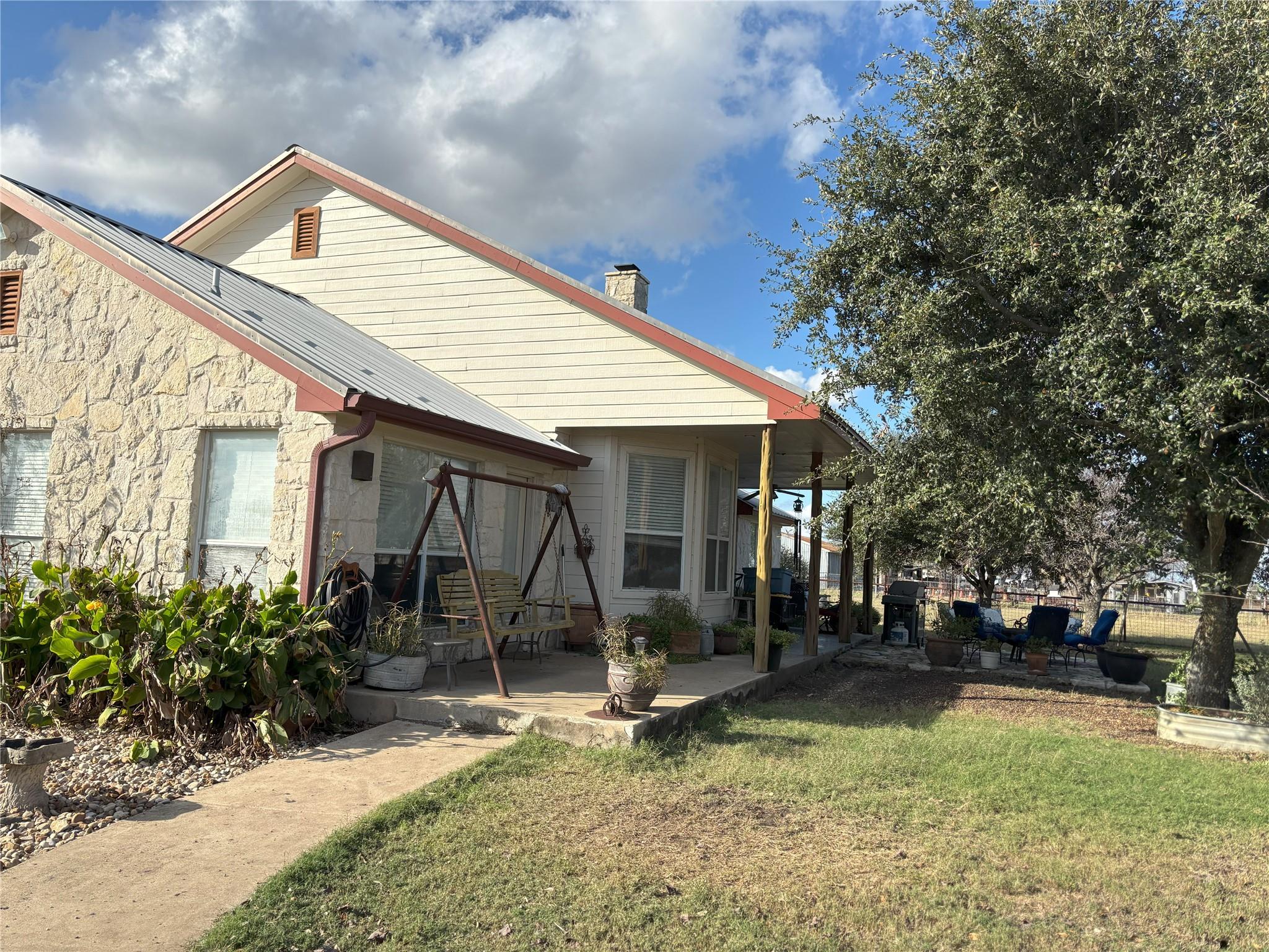 2401 County Road 130 Hutto TX 78634