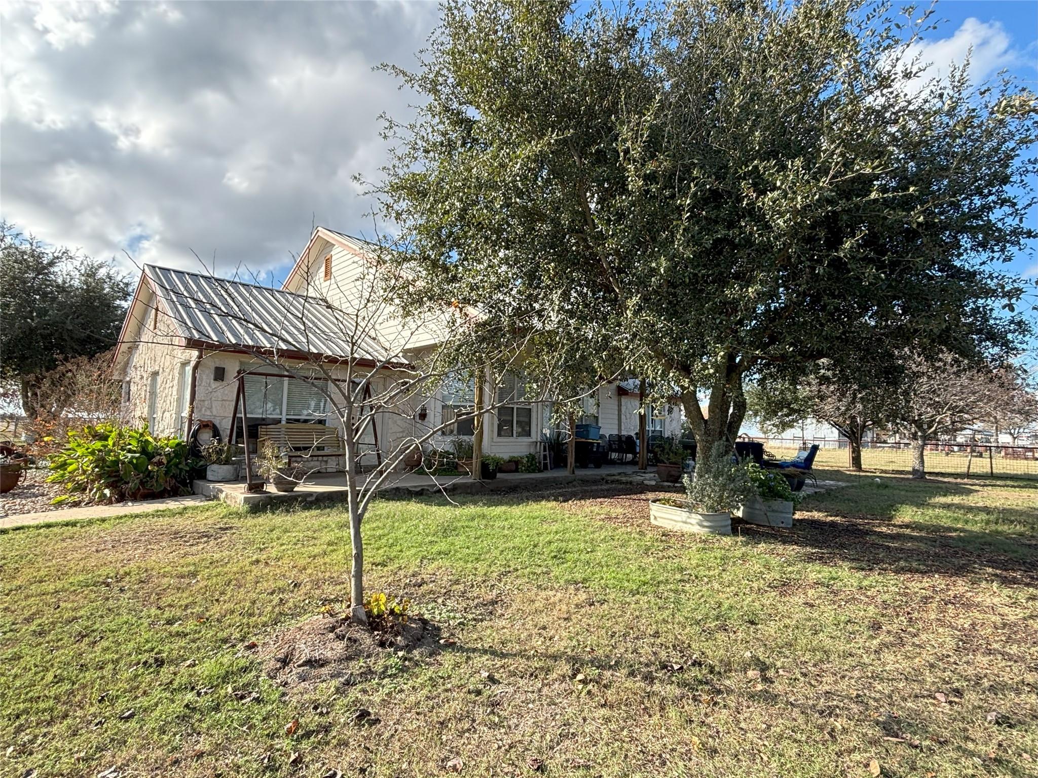 2401 County Road 130 Hutto TX 78634