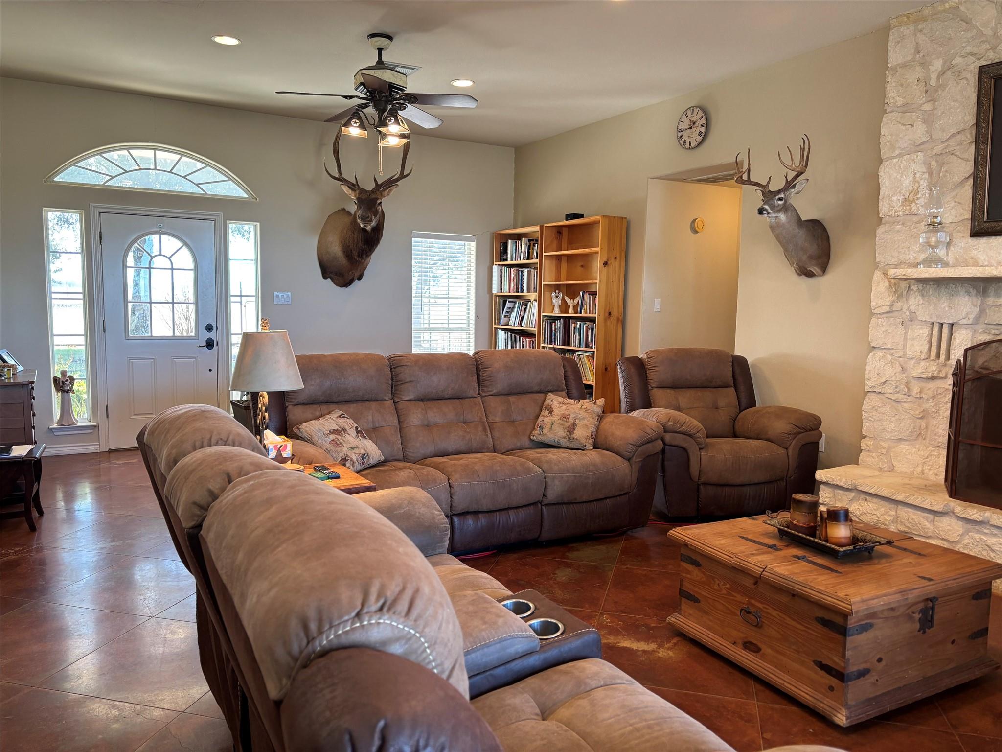 2401 County Road 130 Hutto TX 78634