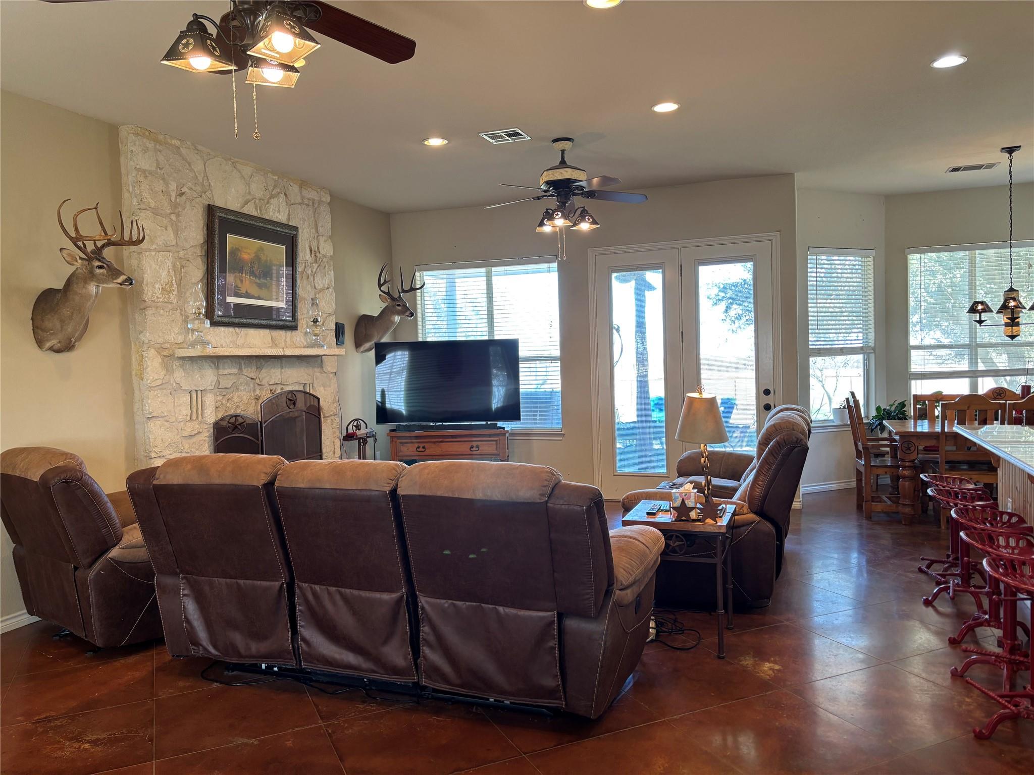 2401 County Road 130 Hutto TX 78634