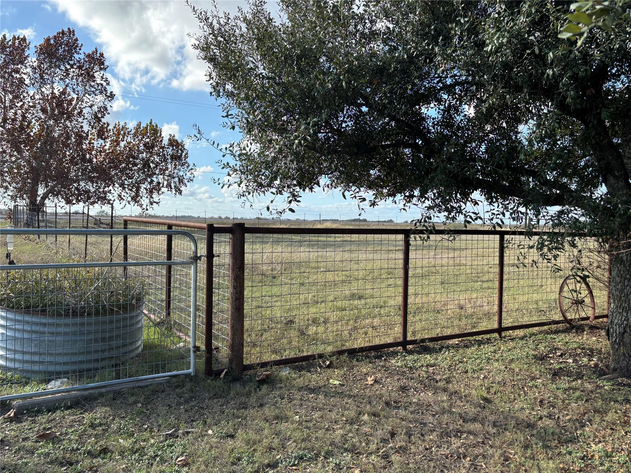 2401 County Road 130 Hutto TX 78634