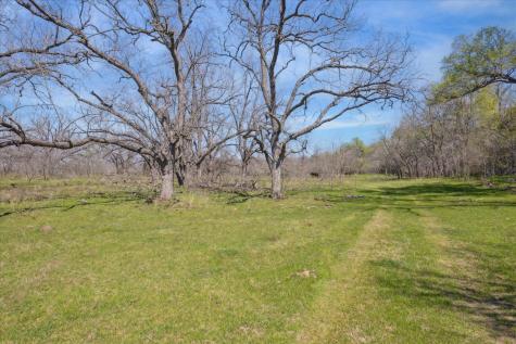 4975 E Highway 71 Highway E Del Valle TX 78617