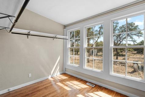 1501 Beaver Lane Florence TX 76527