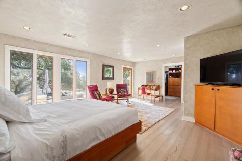 2910 Fall Creek Road Spicewood TX 78669