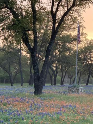 2910 Fall Creek Road Spicewood TX 78669