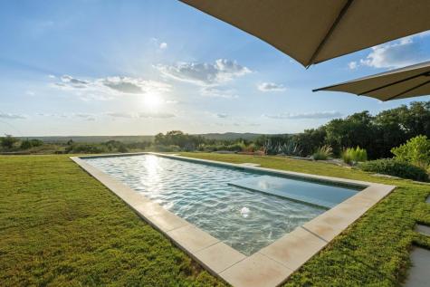 23924 Milestone Road Spicewood TX 78669