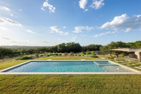 23924 Milestone Road Spicewood TX 78669