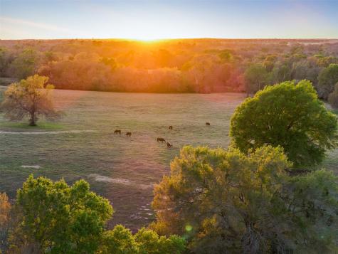 1580 County Road 377 Caldwell TX 77836