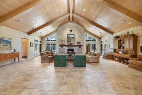 1580 County Road 377 Caldwell TX 77836