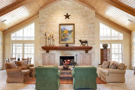 1580 County Road 377 Caldwell TX 77836