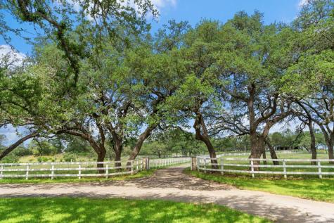 5055 Wayside Drive Wimberley TX 78676