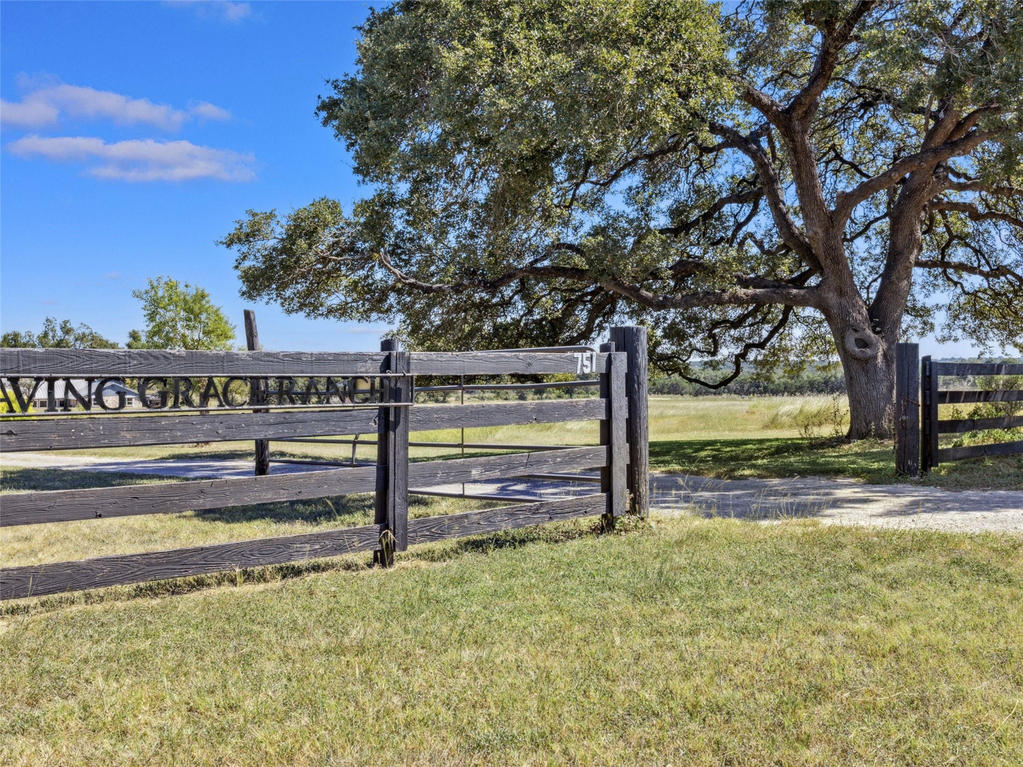 751 Shearer Road Bulverde TX 78163