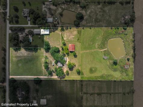 1713 Woody Lane Sealy TX 77474