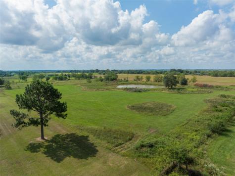 1713 Woody Lane Sealy TX 77474