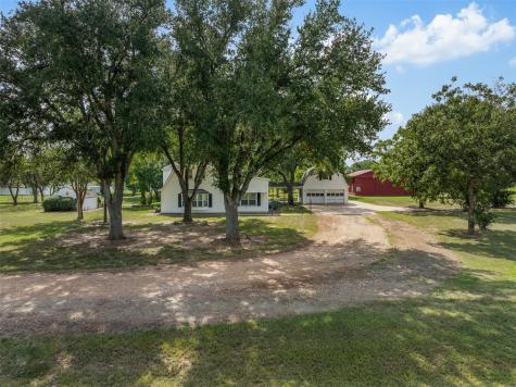 1713 Woody Lane Sealy TX 77474