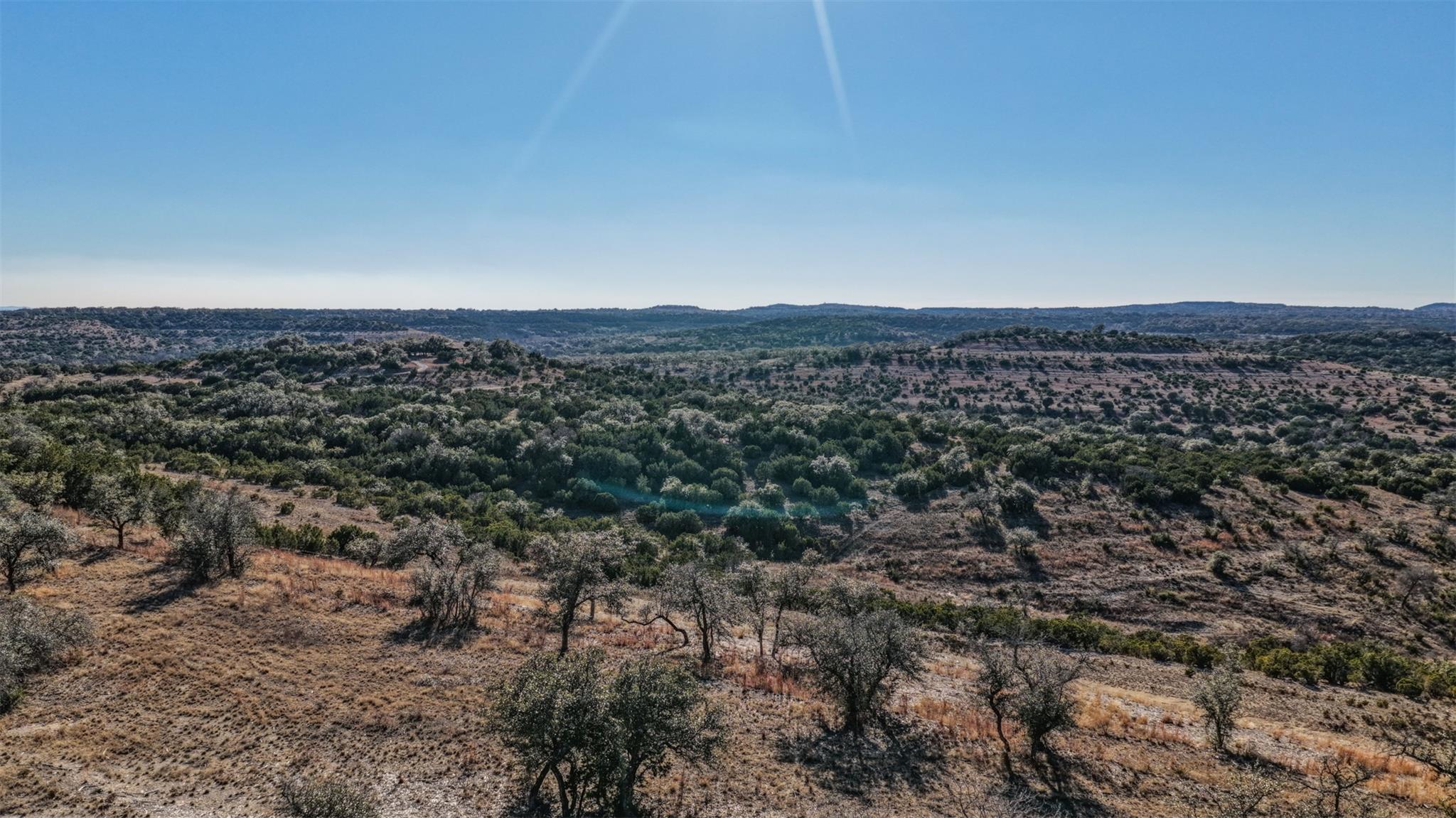 2530 County Road 408 S Spicewood TX 78669