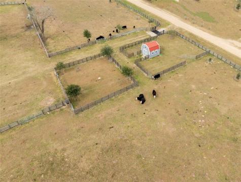 66 County Road 77d Schulenburg TX 78956
