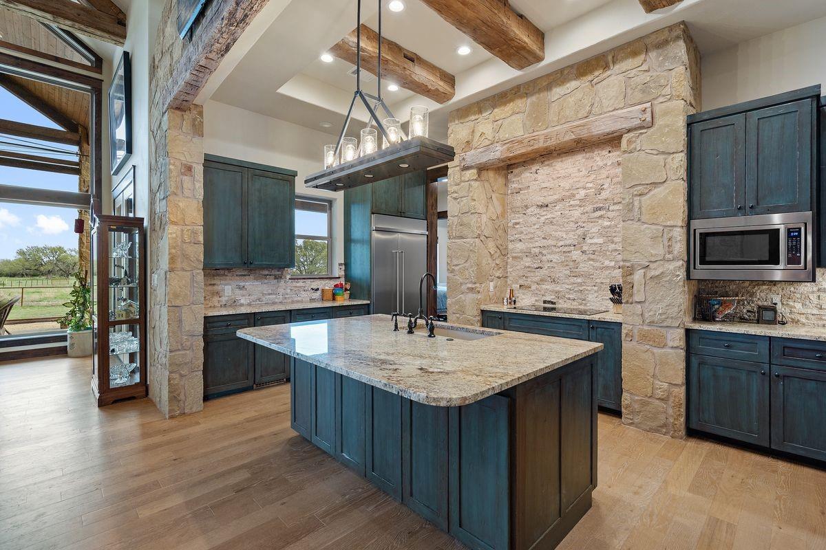 2006 County Road 112 Burnet TX 78611
