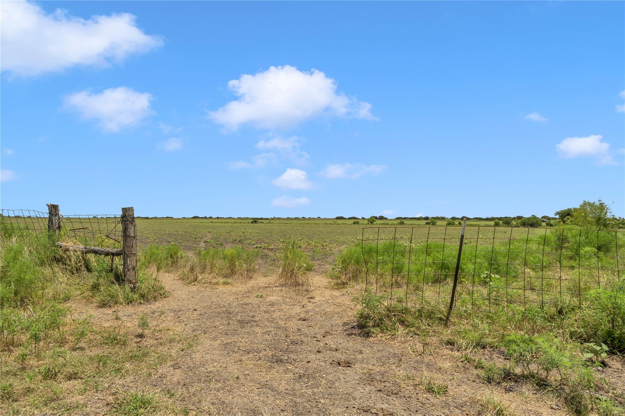 11064 County Road 210 Road Bertram TX 78605