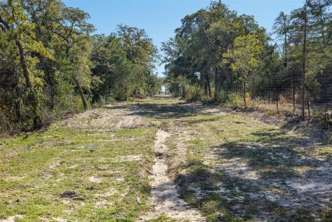 555 Altamira Lane Dale TX 78616