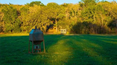1700 County Road 216 Giddings TX 78942