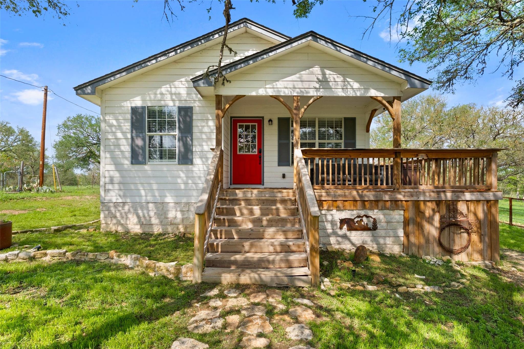 274 Old Austin Trail Elgin TX 78621