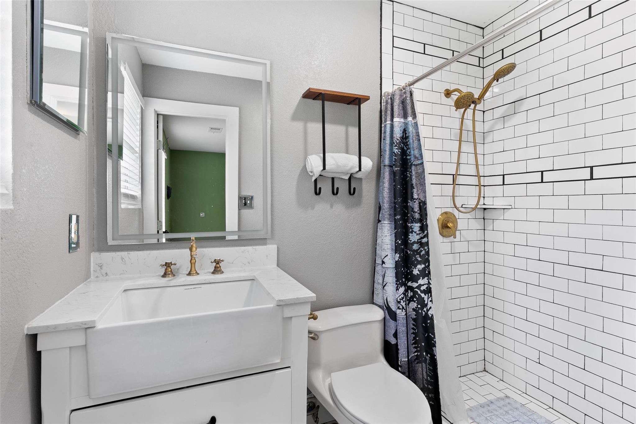 274 Old Austin Trail Elgin TX 78621