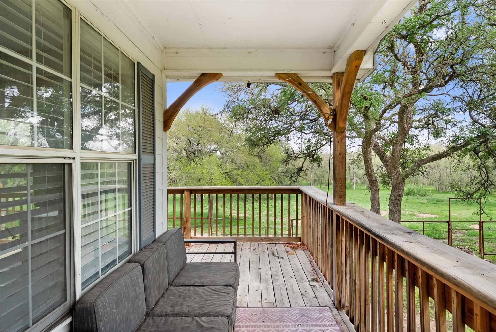 274 Old Austin Trail Elgin TX 78621