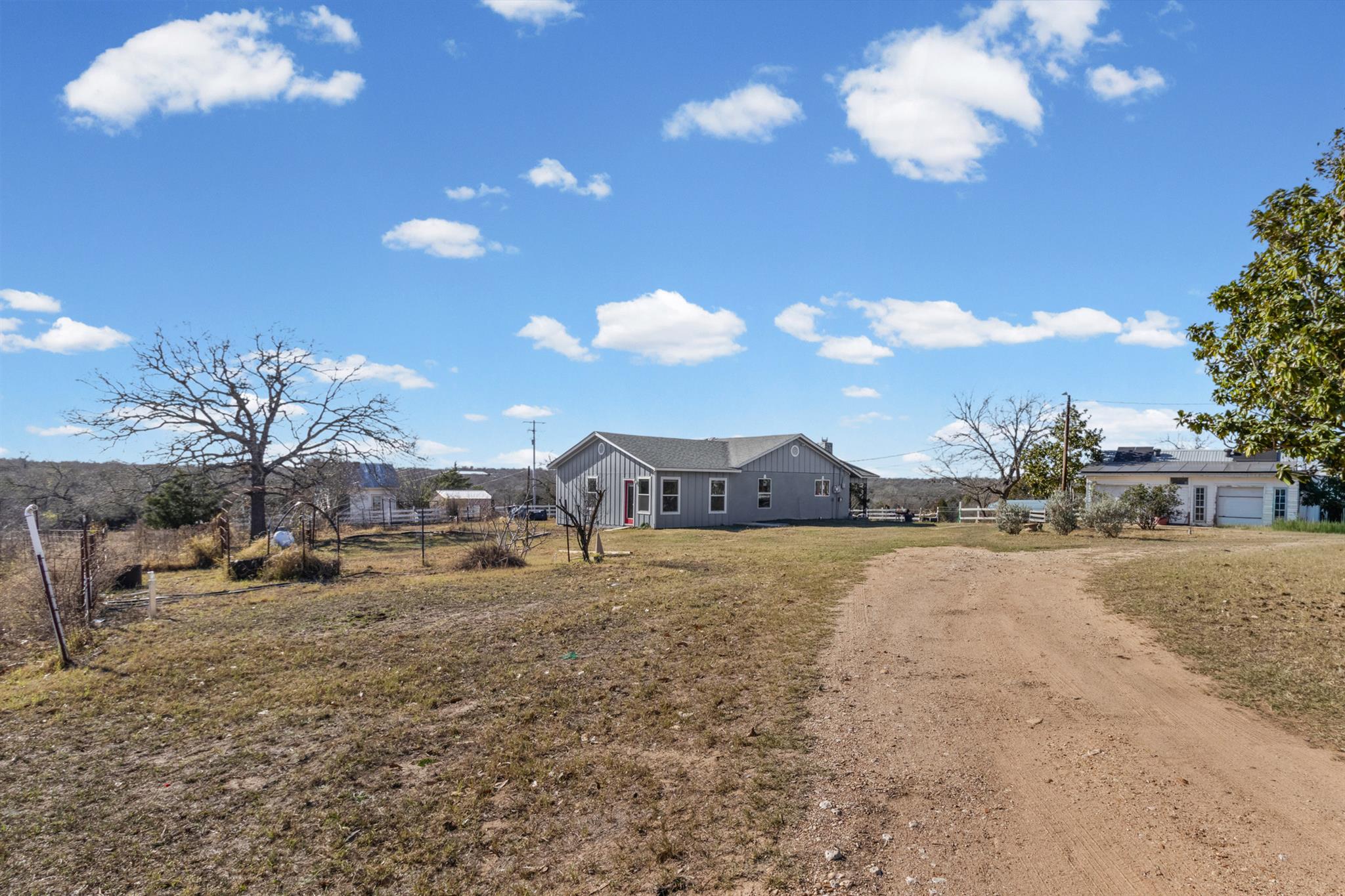 222 Pope Bend N Cedar Creek TX 78612