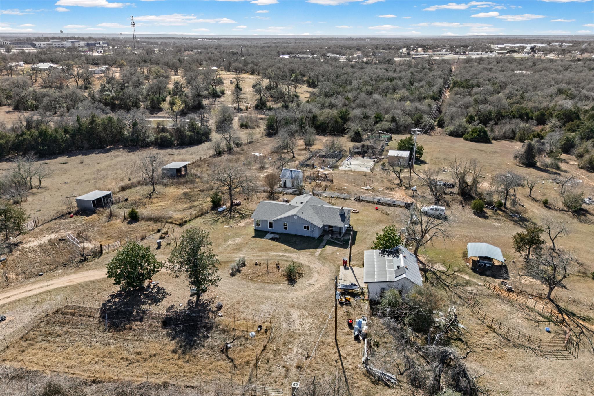 222 Pope Bend N Cedar Creek TX 78612