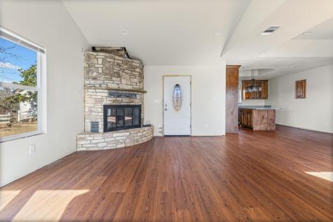 222 Pope Bend N Cedar Creek TX 78612