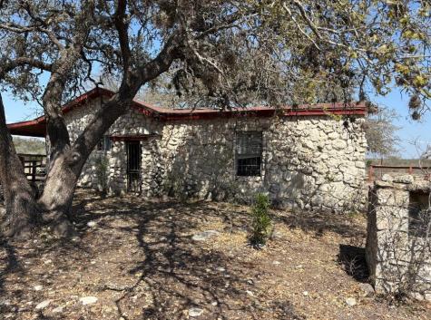 191 Leona Ranch Road Brackettville TX 78832