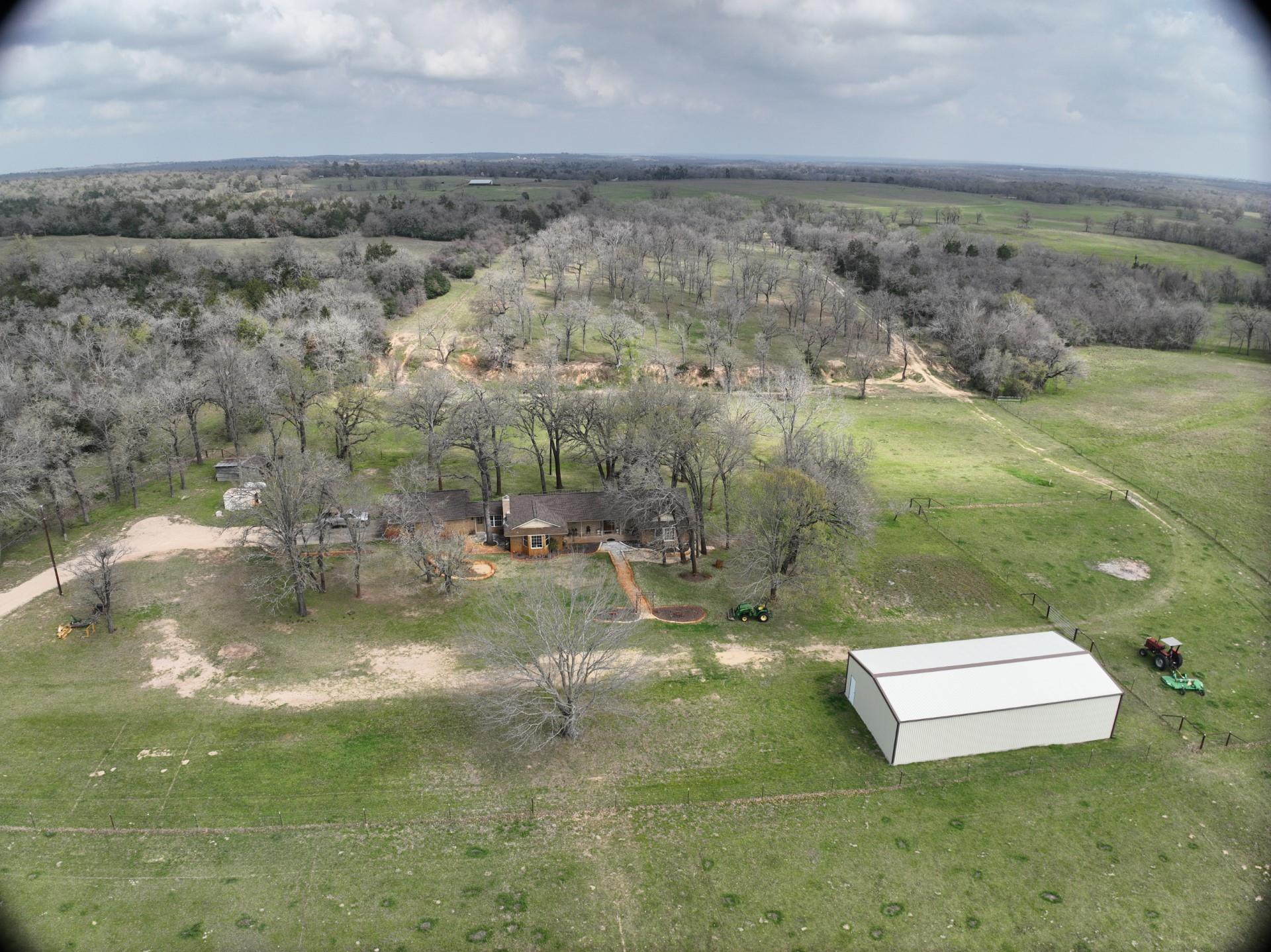 913 Cr 237 Cameron TX 76520