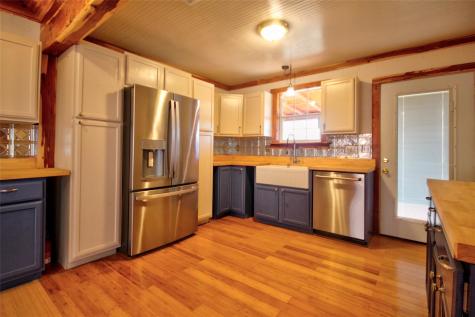 8653 N State Highway 16 Llano TX 78643