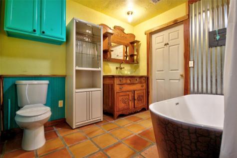 8653 N State Highway 16 Llano TX 78643