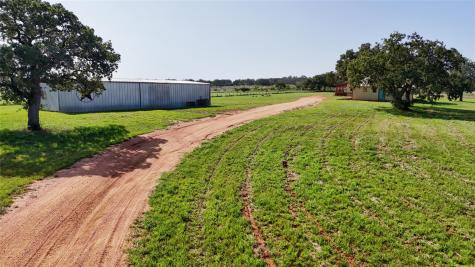 8653 N State Highway 16 Llano TX 78643