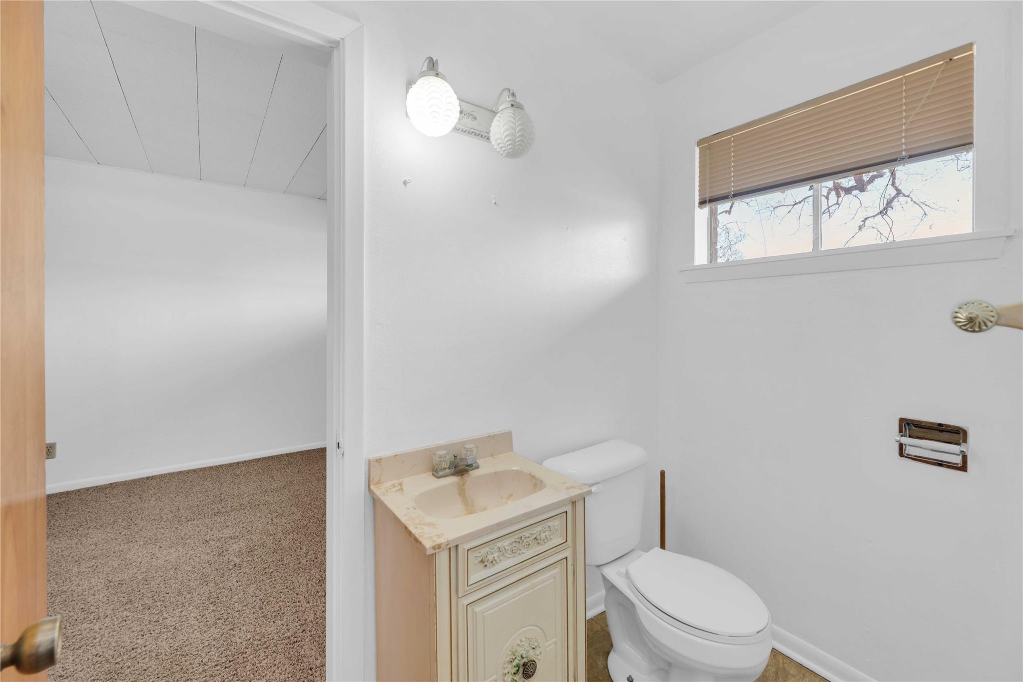 1243 North Jefferson Highway La Grange TX 78945
