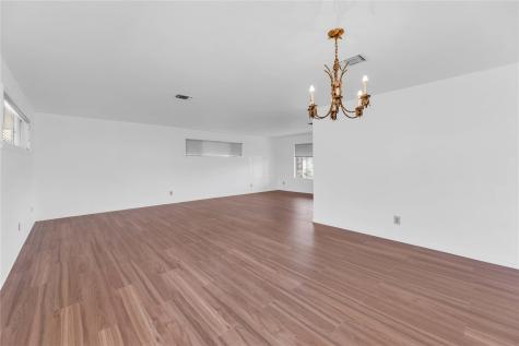 1243 North Jefferson Highway La Grange TX 78945