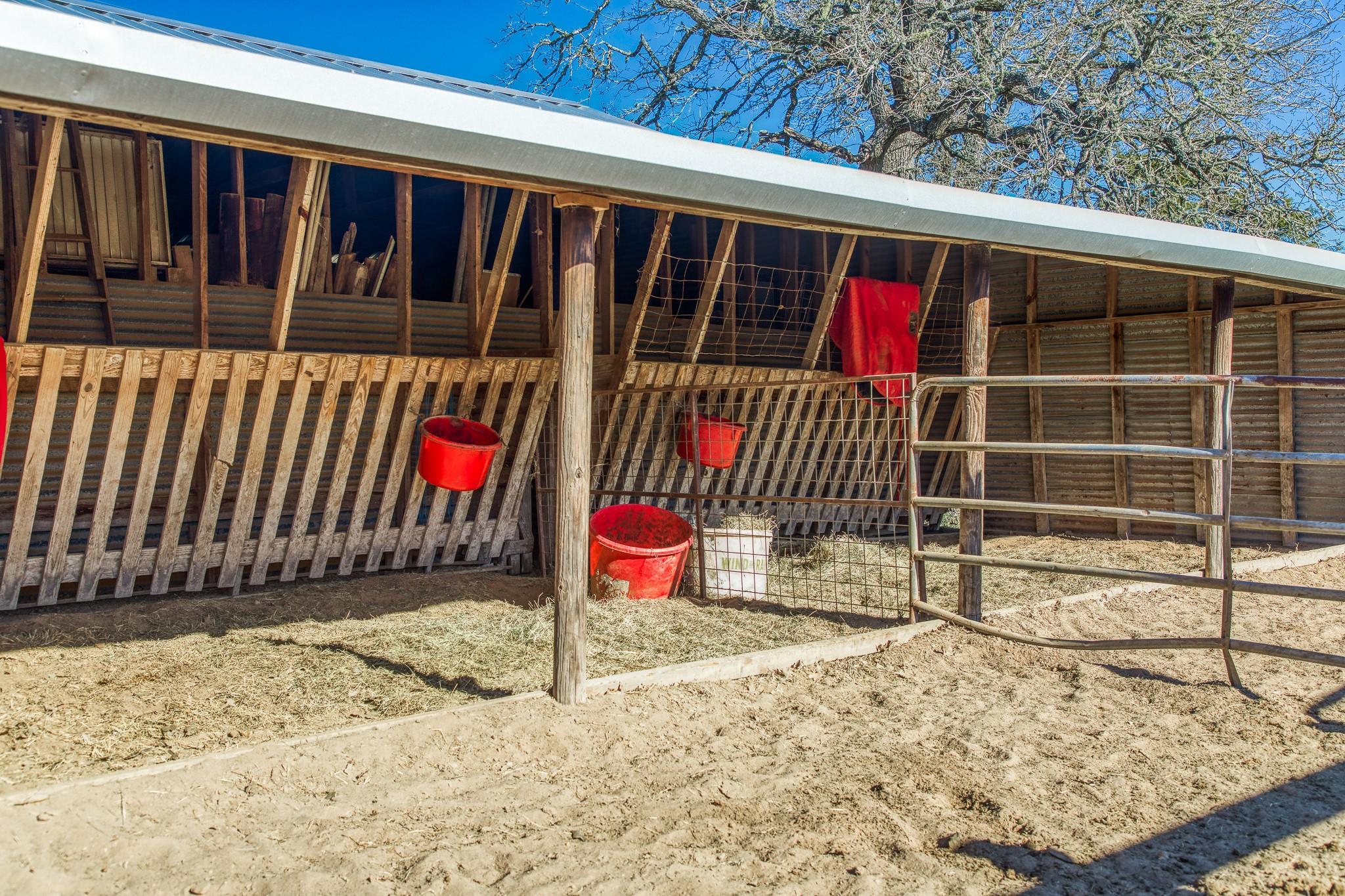 9354 Fm-2780 Burton TX 77835