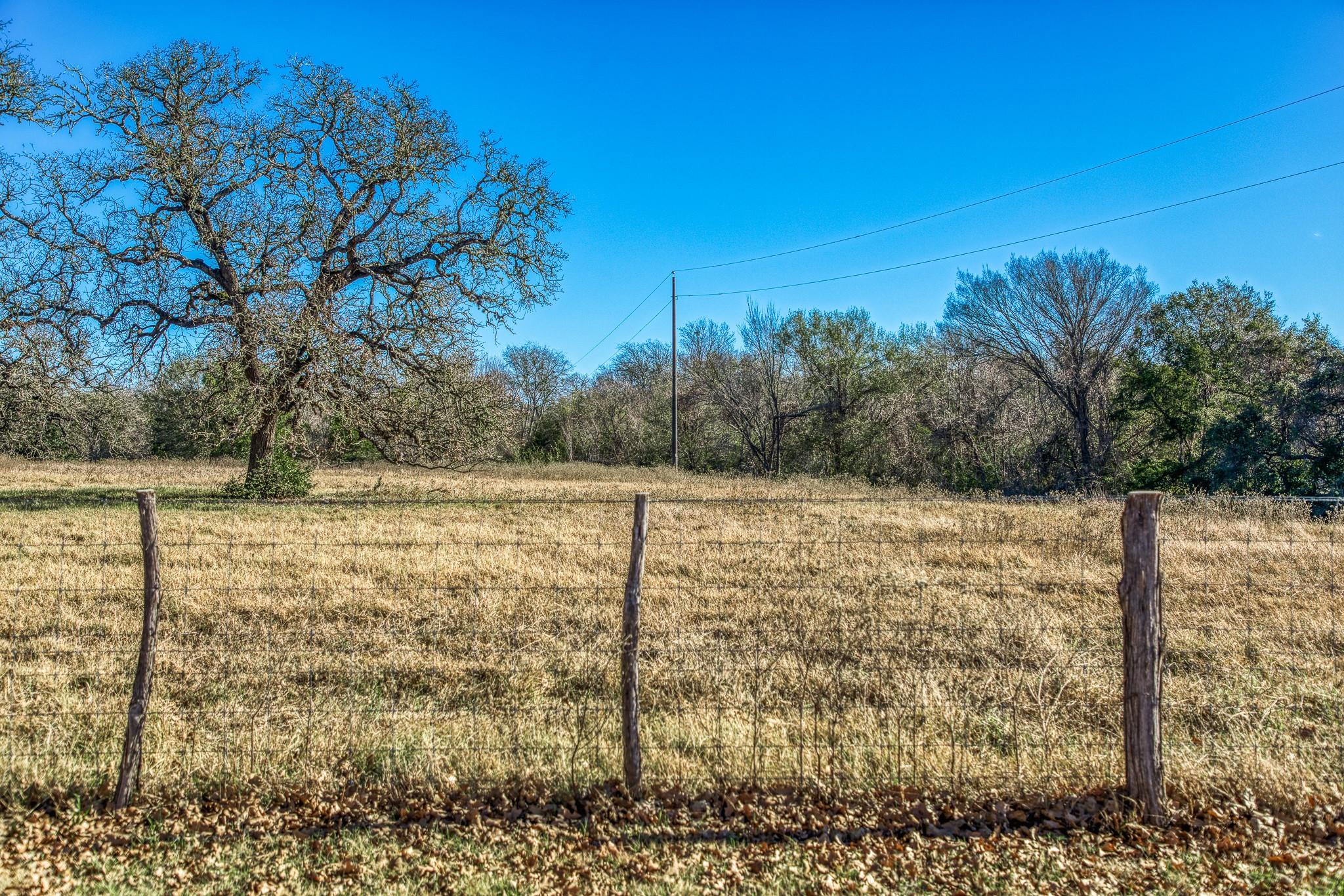 9354 Fm-2780 Burton TX 77835