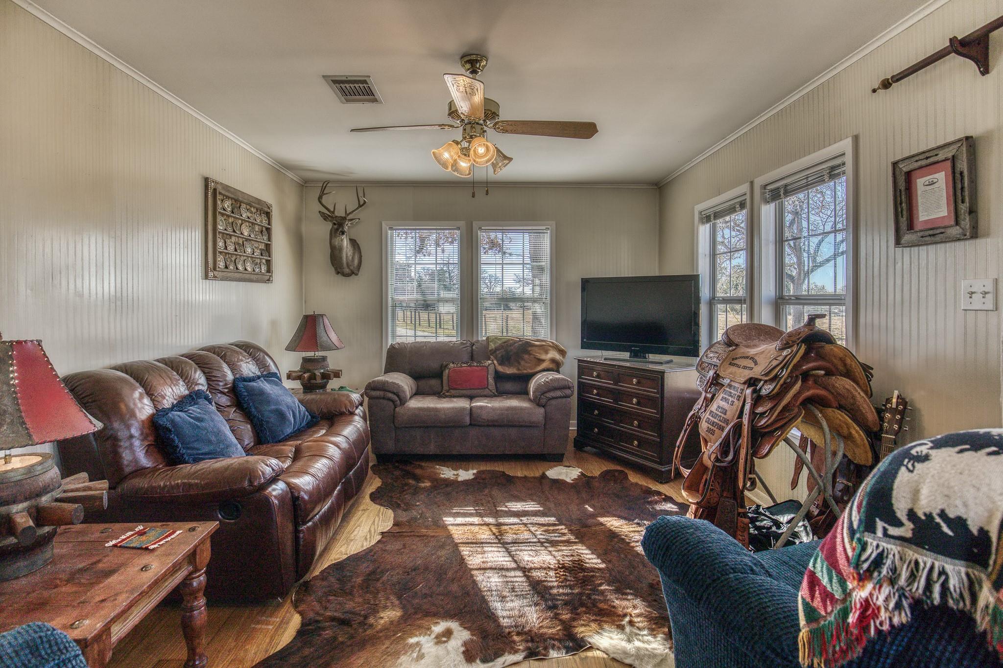9354 Fm-2780 Burton TX 77835