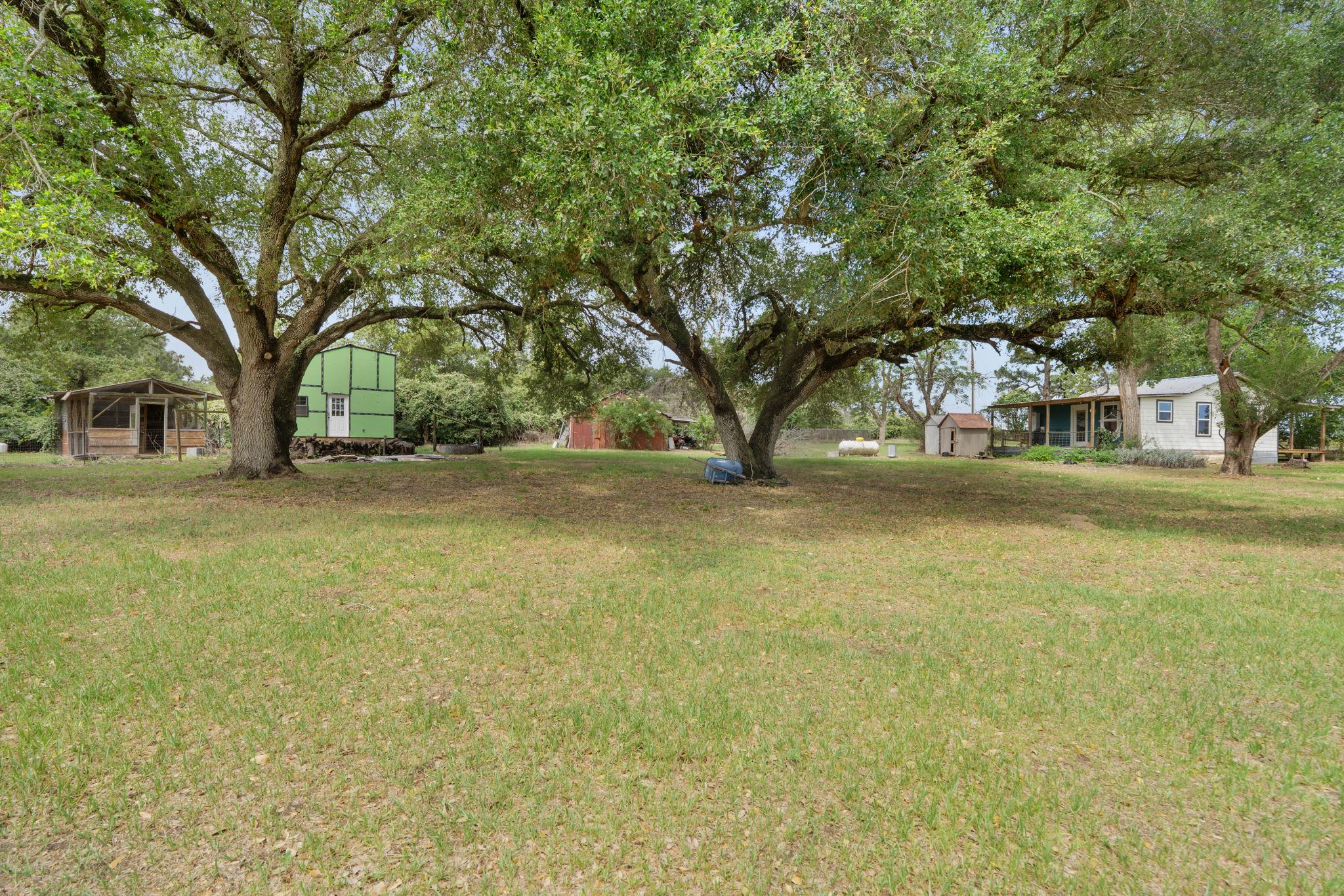 10843 Us Highway 90 W Harwood TX 78632