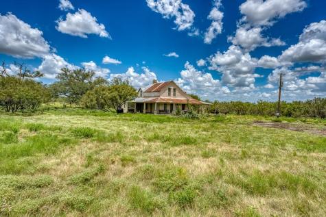 1705 County Road 111 Lampasas TX 76550