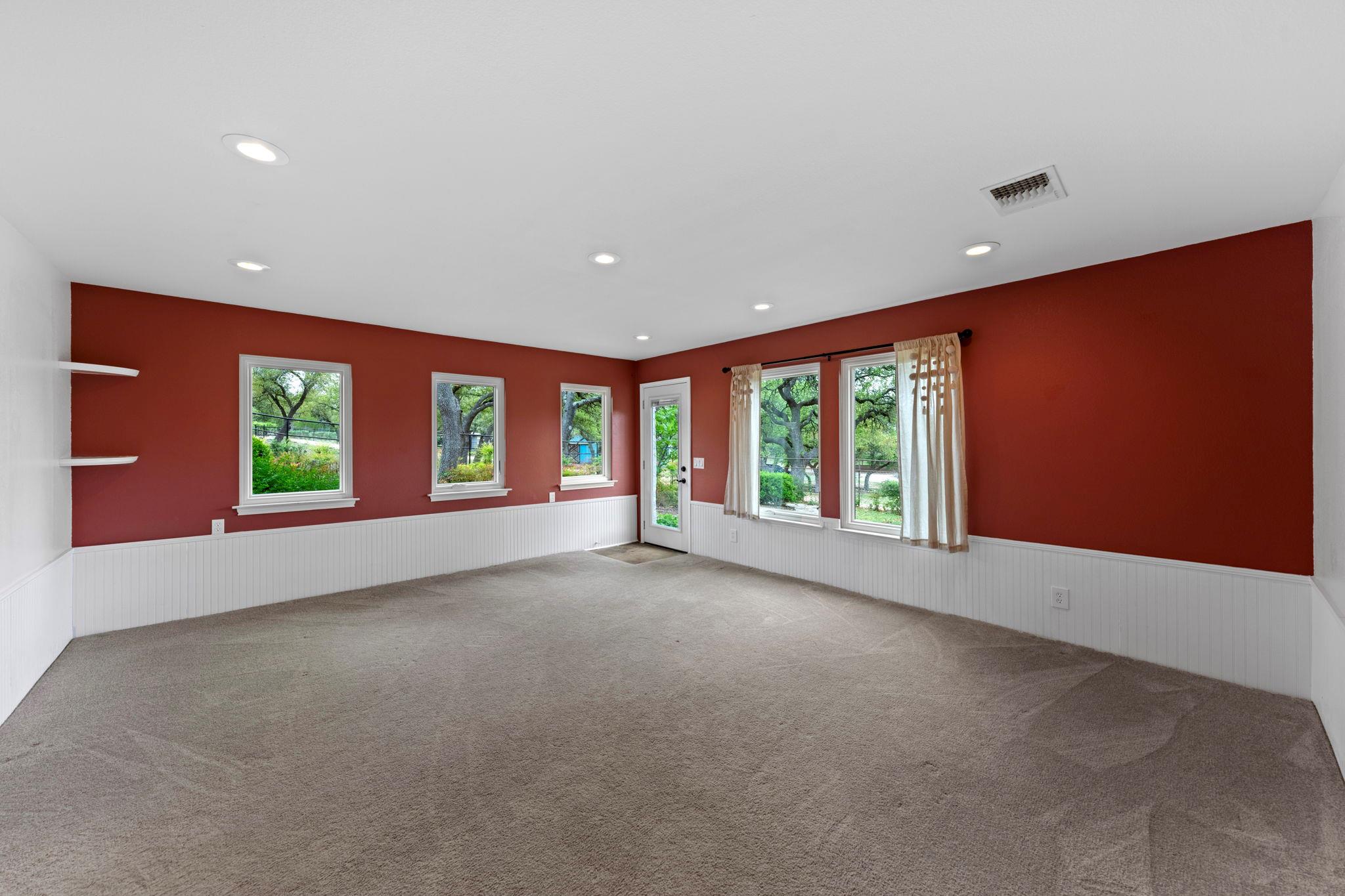 100 Rainbow's End Wimberley TX 78676