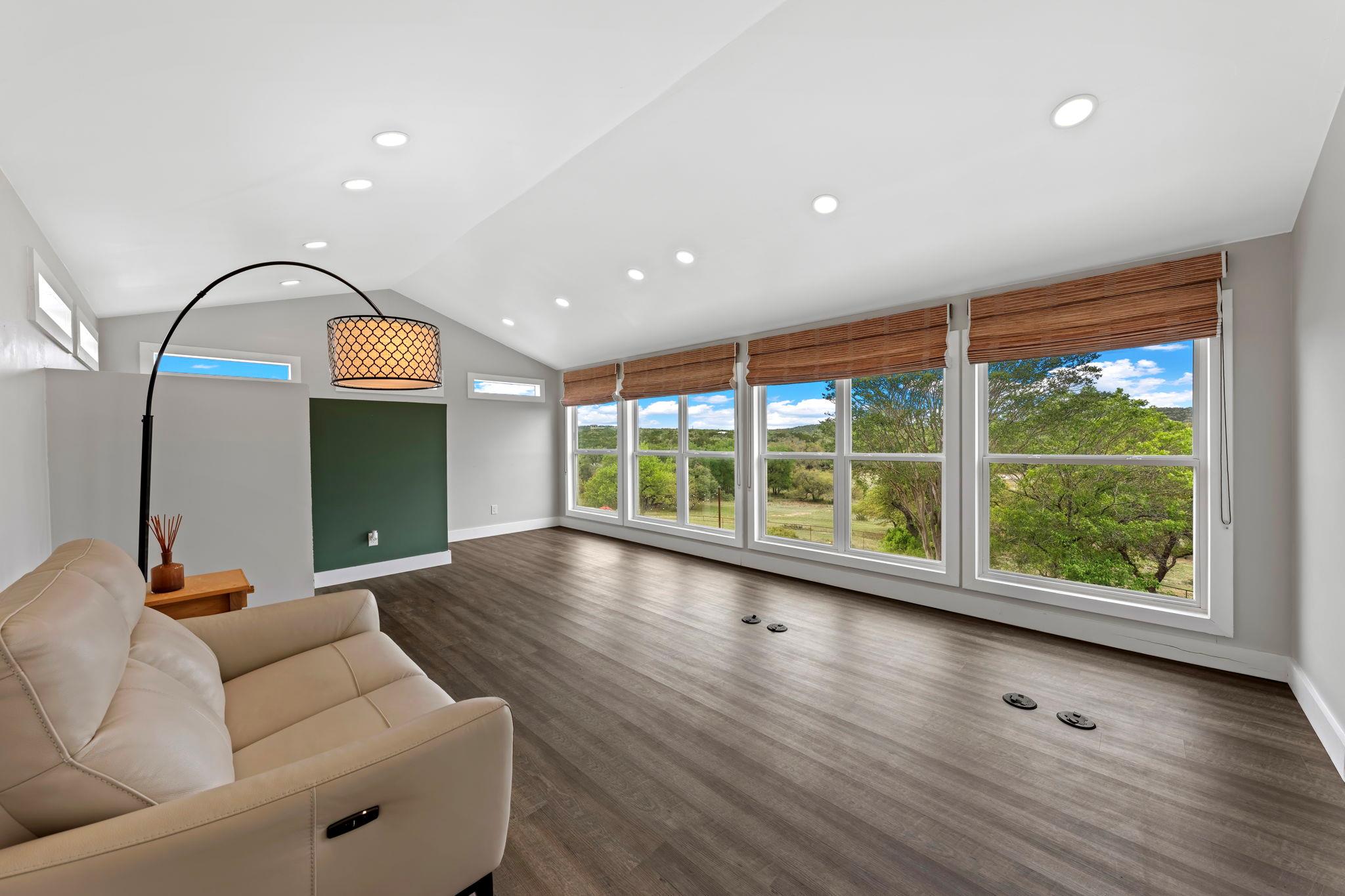 100 Rainbow's End Wimberley TX 78676