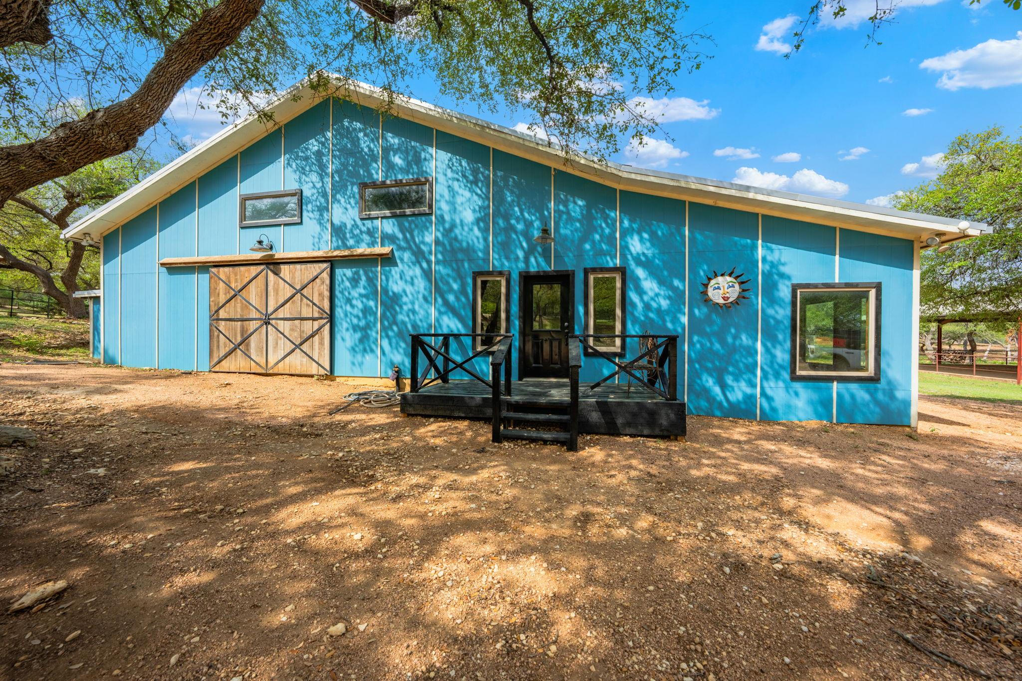 100 Rainbow's End Wimberley TX 78676